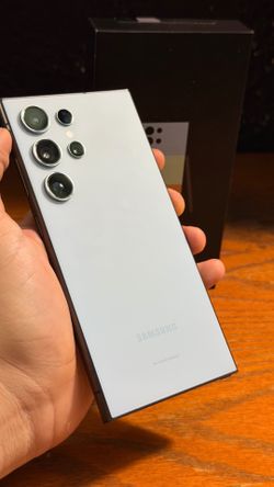 Samsung S24 Ultra (512GB/ BLUE/ FACTORY Samsung unlocked)