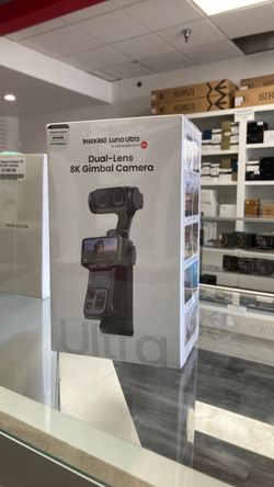 Insta360 Luna Ultra 8K Gimbal Camera Creator Bundle