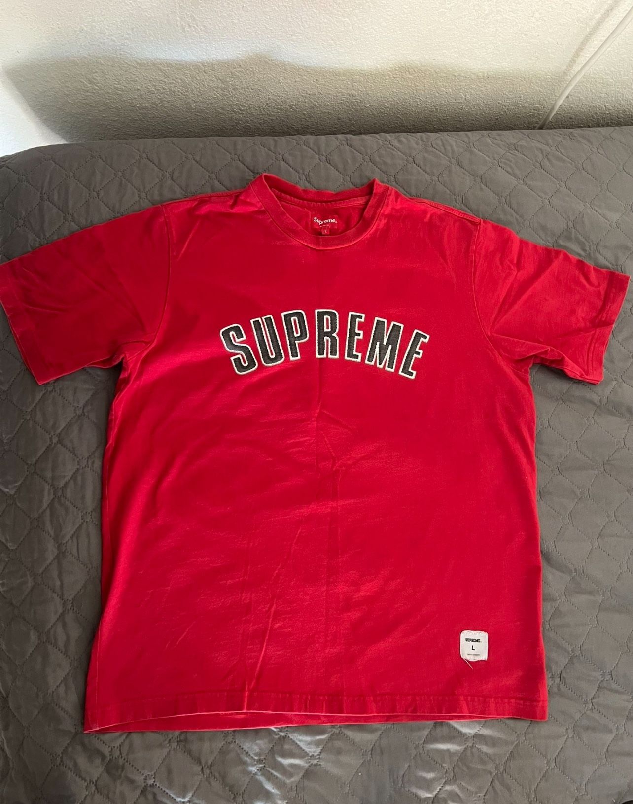 Supreme Shirt Authentic