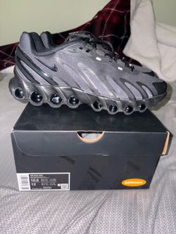 Nike air maxs