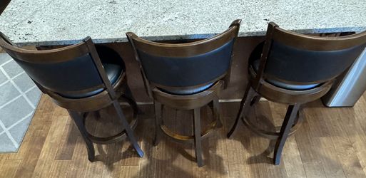 Swivel Bar and Counter Chairs