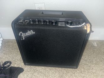 Amplifier fender mustang
