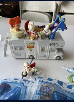 McDonald’ toy Story RV Bundle