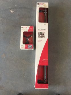 Delta towel bar and robe hook