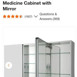 New Medicine Cabinet mirror 🪞 
Measurements SEE PHOTO