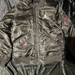 Jordan bomber jacket boys sz M