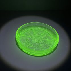 Rare Vintage Uranium Glass Dish - Pristine Condition - 3”