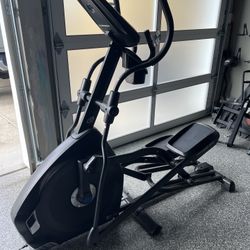 Nautilus Elliptical 
