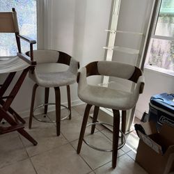 Mid-Century Modern Chairs 