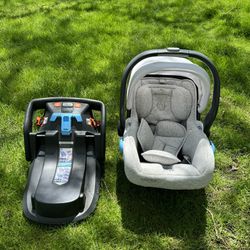 Uppa baby Car seat, Base And Bassinet 