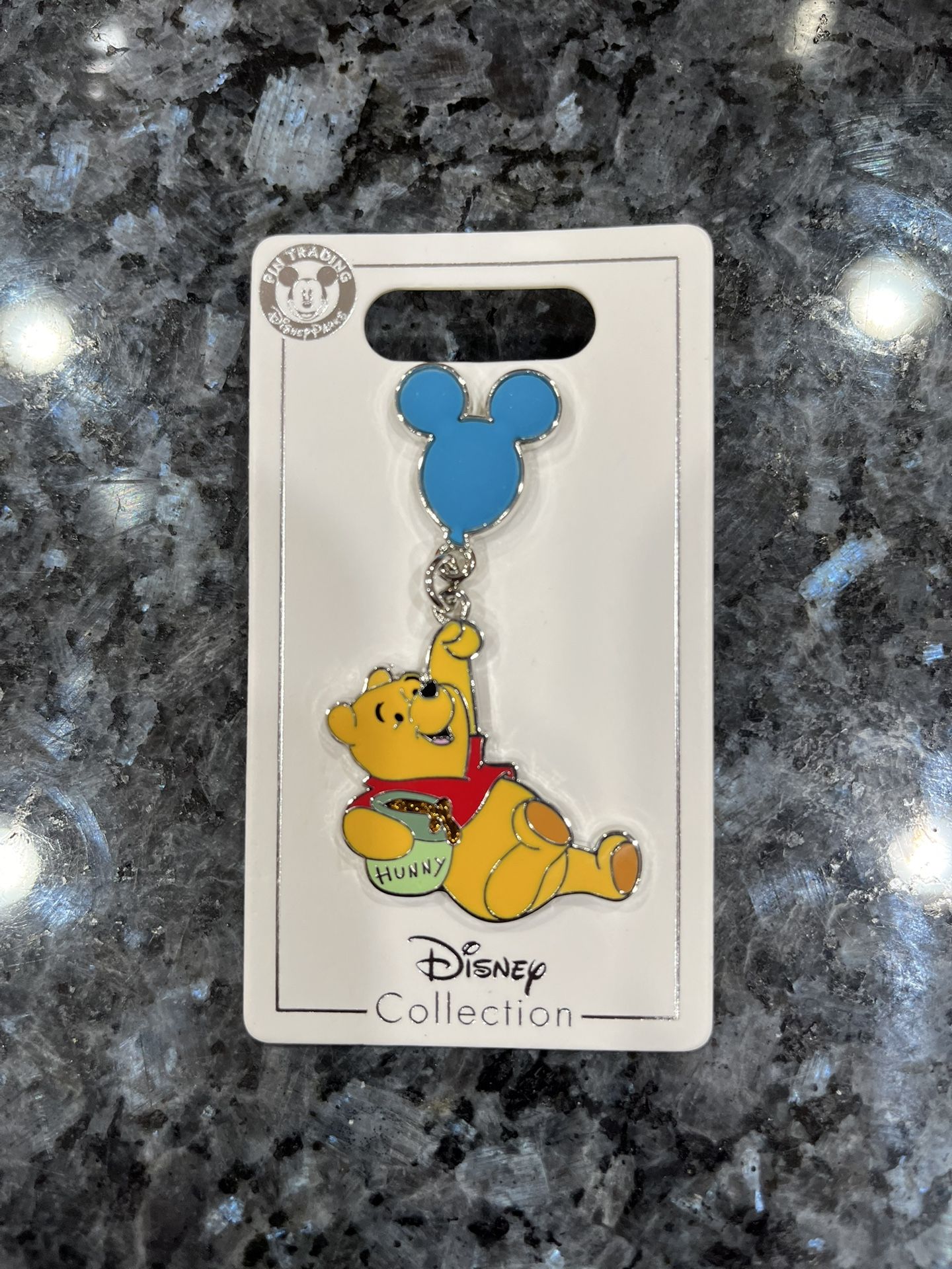 Disney Parks Pin Winnie the Pooh & Blue Balloon with Hunny Pot Trading . Brand new on original card.