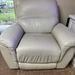 City Furniture Leather Power Recliner 