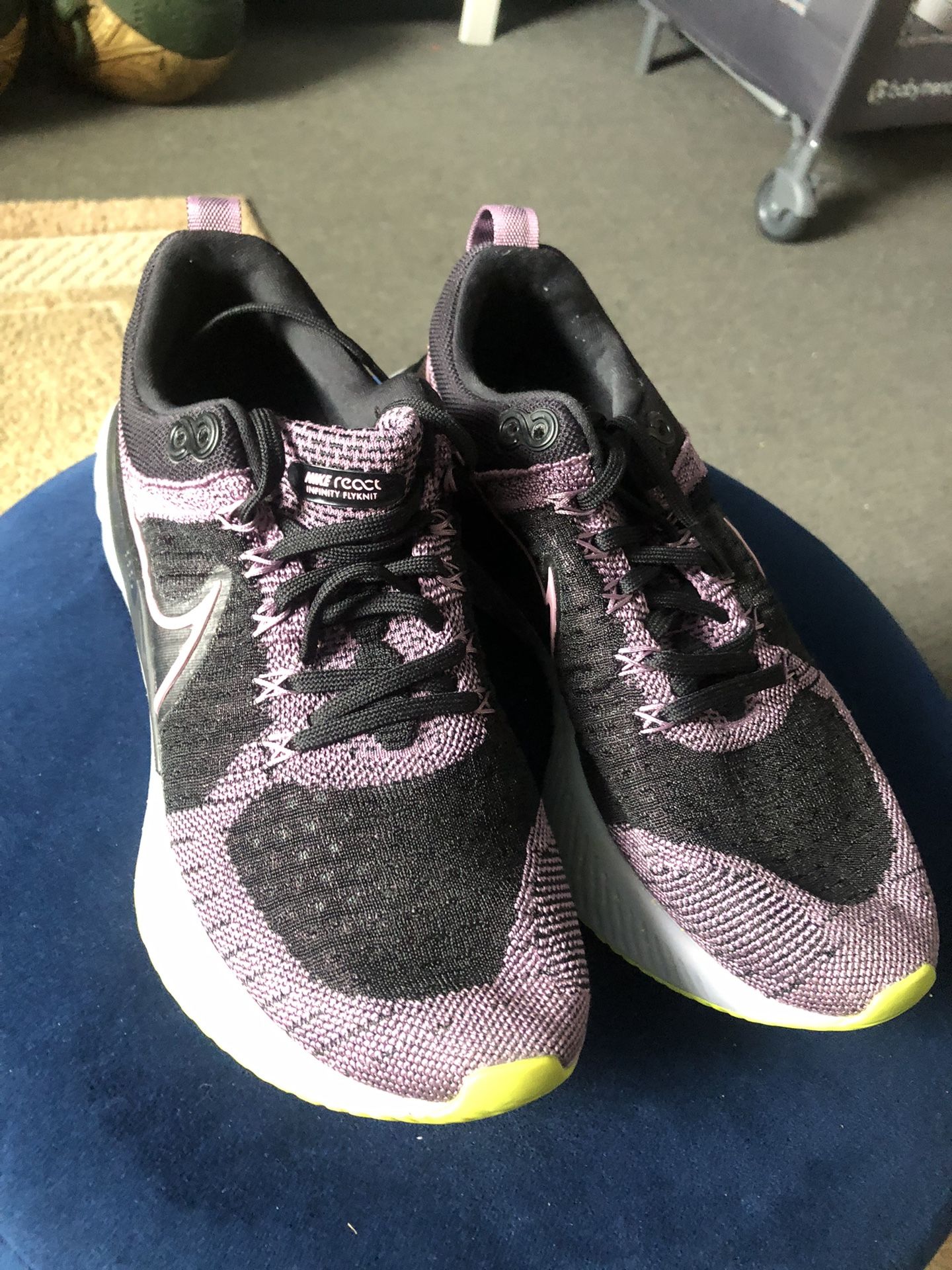 Nike. Women
