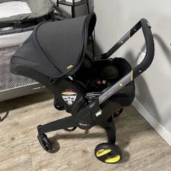 DOONA Car Seat And Stroller