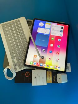 Apple IPad Pro 12.9” 5th Generation ( M1 chip / XDR display / 2021) 128GB WiFi + cellular (5G/Unlocked) with keyboard, pen & Accessories