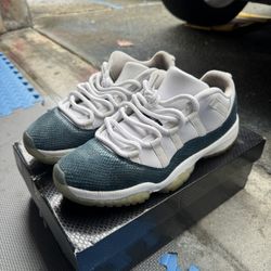 Jordan 11 Low 