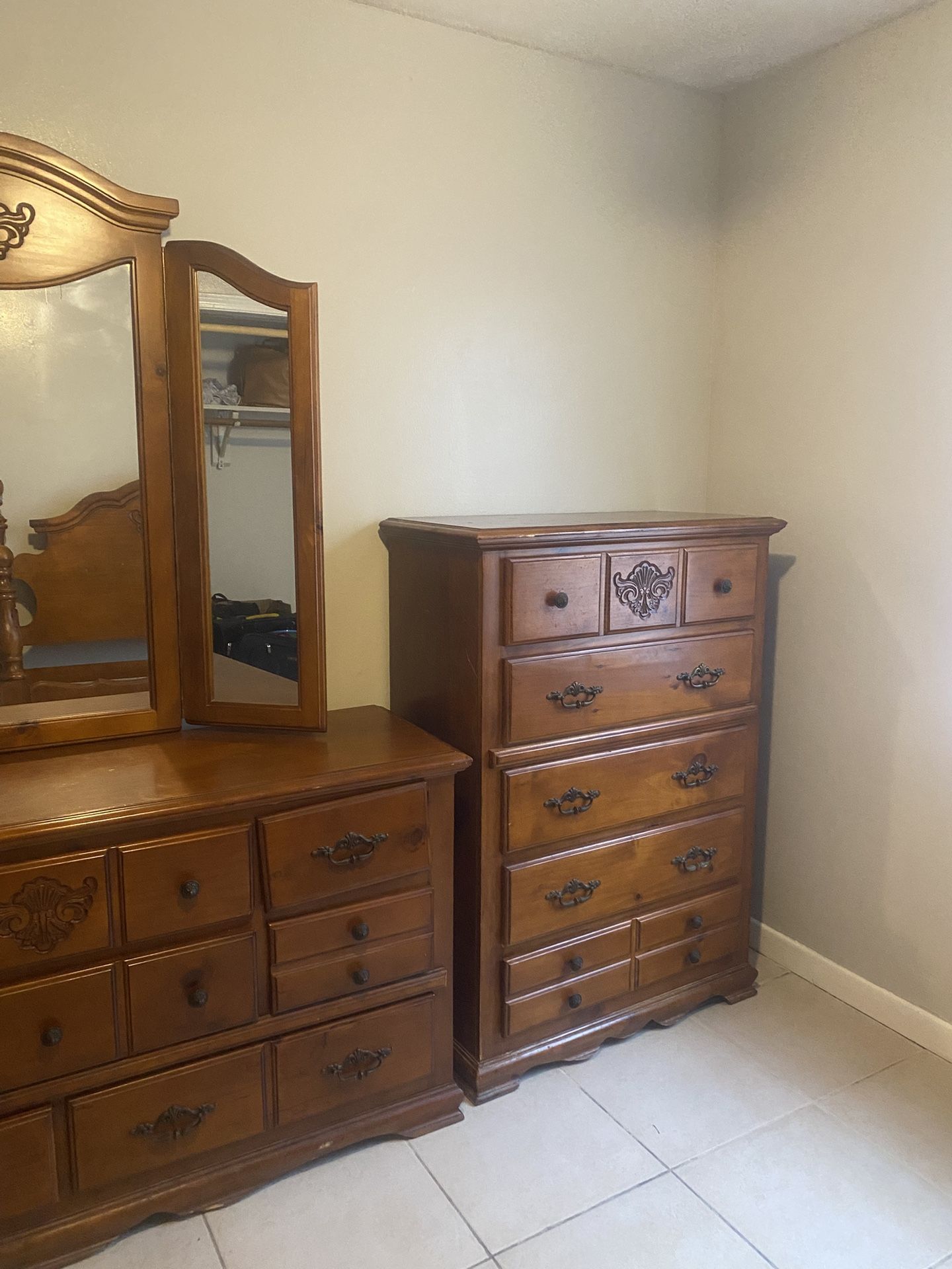 Bedroom Set 