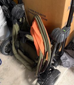 Evenflo Pivot Xplore All-Terrain Stroller Wagon