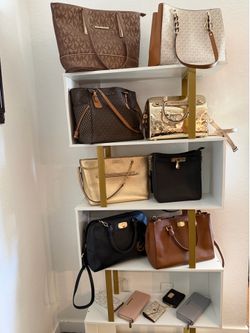 MK PURSES AND WALLETS