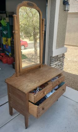 Wood vanity antique style