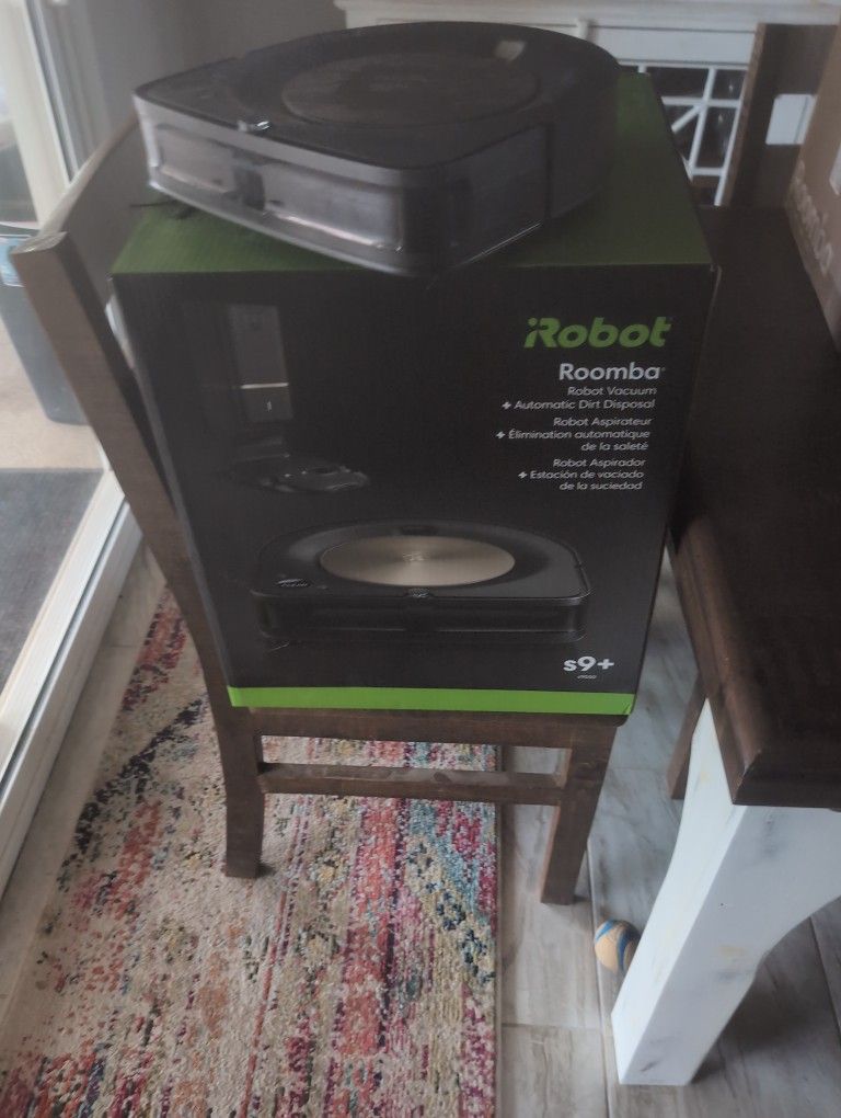 iRobot Roomba S9+ Vacuum & Dock