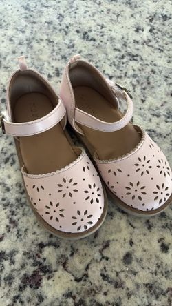 Old navy sandals