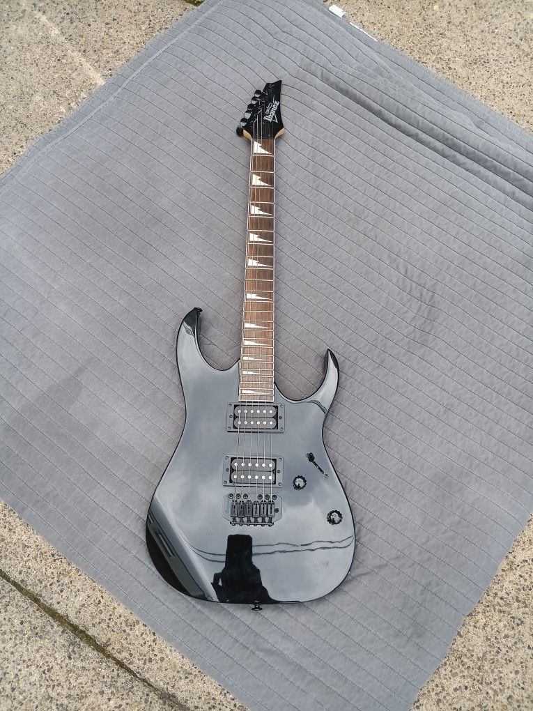 Guitar Electric Ibanez Gio Black Color Nice Guitar Bag.