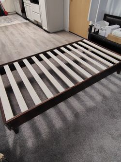 Solid Wood Twin Bed Frame 