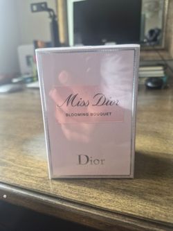 Miss Dior Blooming Bouquet