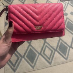 Beautiful 😍 Victoria Secret Wallet !!!! 