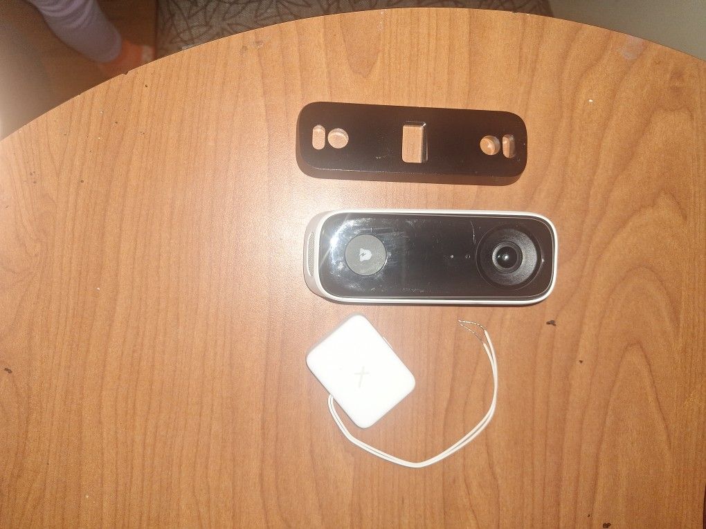 Xfinity Door Bell Camera With Chime Box
