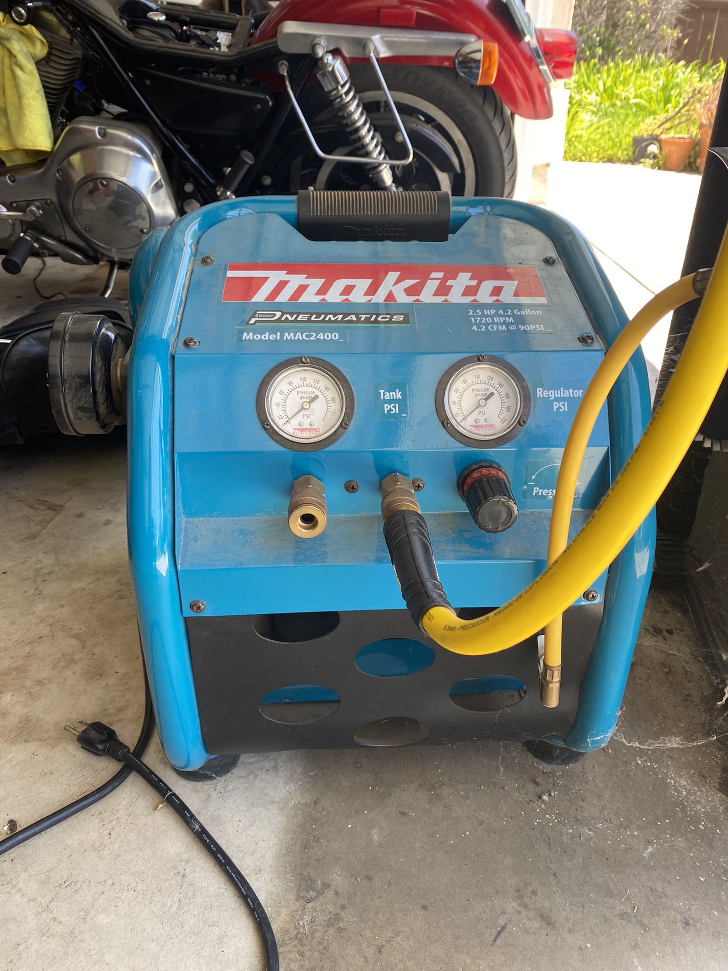Makita Air Compressor 