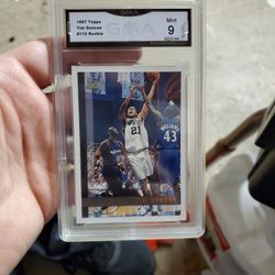 Tim Duncan Topps Rookie Card PSA 9