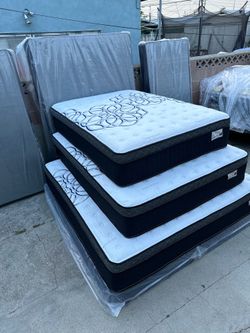 •  Elite Bamboo Luxe full  12” pillow top.      New mattress in a plastic sealed.     We offer same day delivery  Venta de colchones  ☎️📲call or Tex 