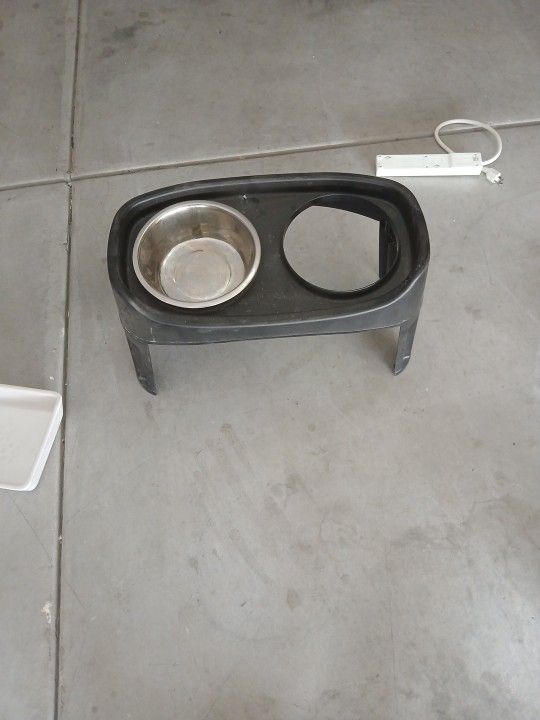 Dog Bowl Stand For Large Dogs