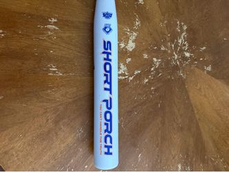 Short porch senior softball bat
