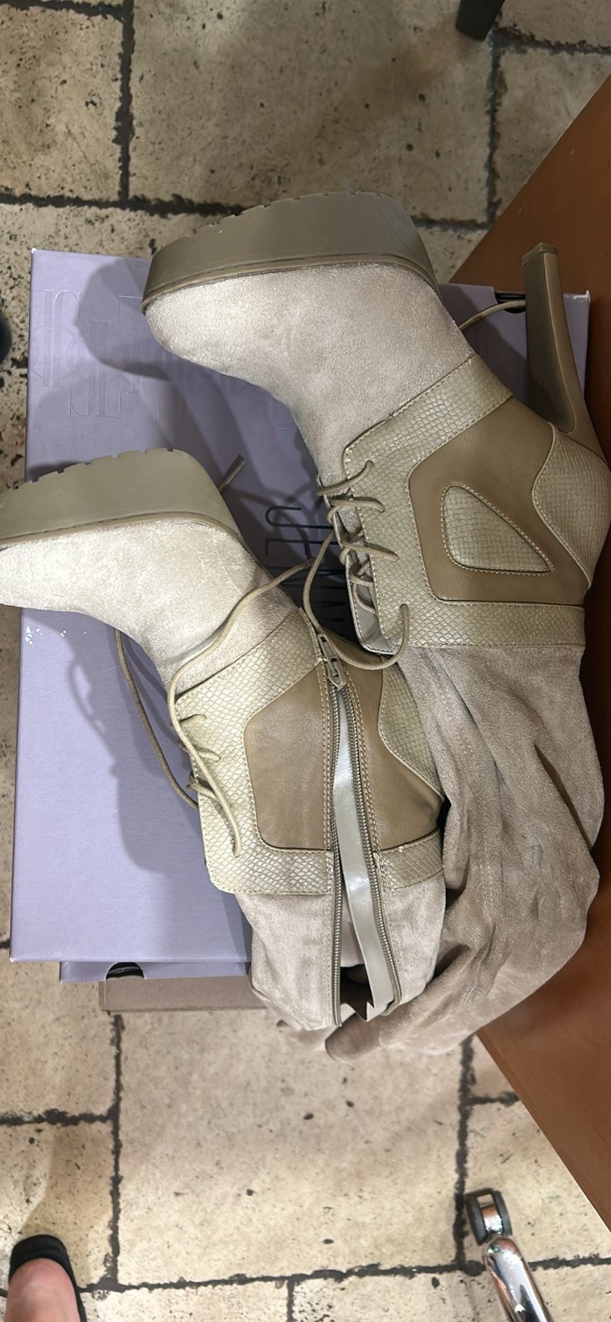 Jennifer Lopez Boots