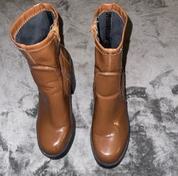 Madden Women's Size 8.5 Cognac Brown Mid-Calf Four-Inch Platform Rain Boots