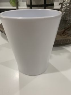 Flower vase