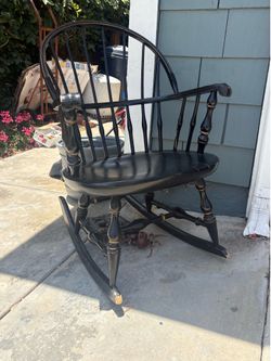 Mini black rocking chair