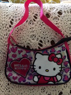 Hello Kitty 👛