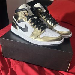 Nike Air Jordan 1 Mid