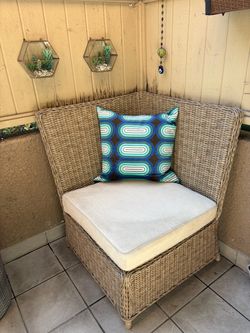 Outdoor Wicker Corner Chair with Cushion
