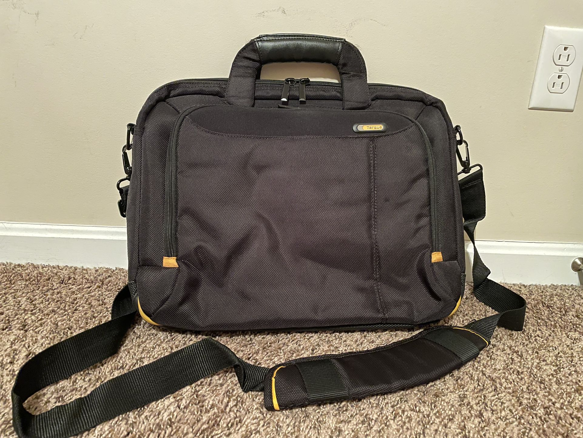 Targus Laptop Briefcase Shoulder Bag
