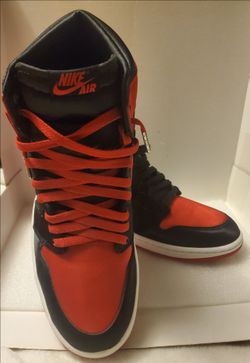 Nike Air Jordan 1 Black/Red High Top Sneakers  Satin Bred Worn Once with Box