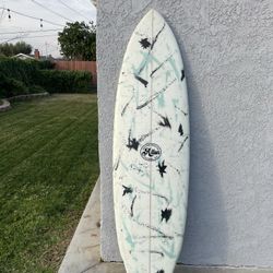 Surfboard 