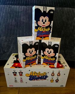 Mickey Family  Keychain