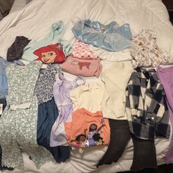Lot Of Toddler Clothes (3T/4T - Zara, Disney Etc ) 