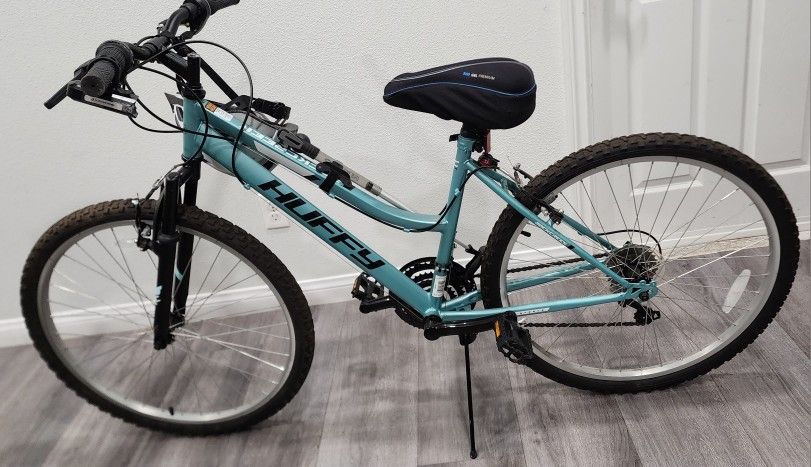 Huffy 26 Rock Creek Mountain Bike!