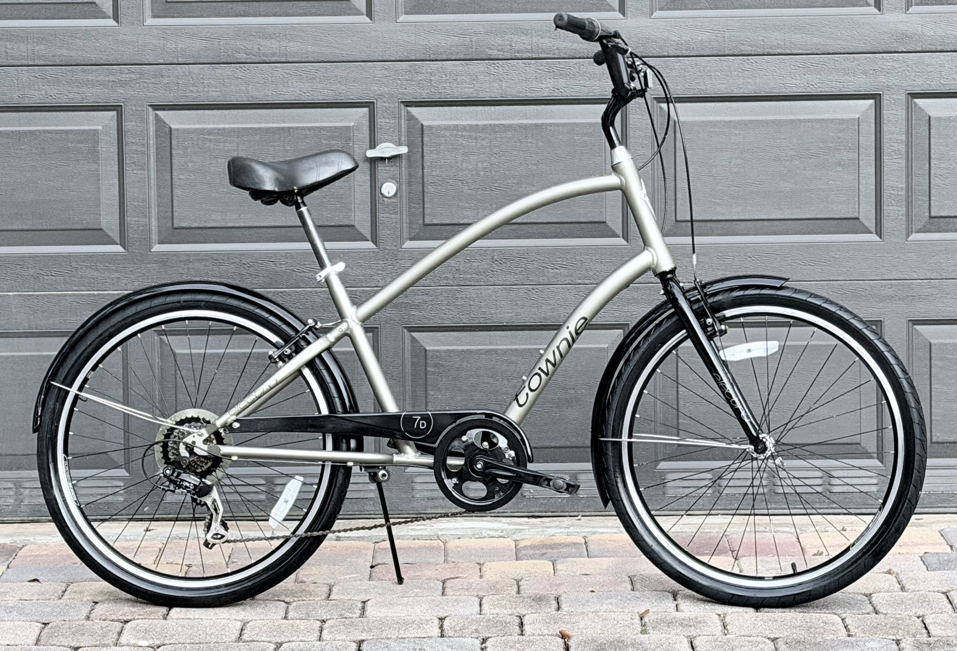 Townie 7D Step Over 7 Speed With Finder